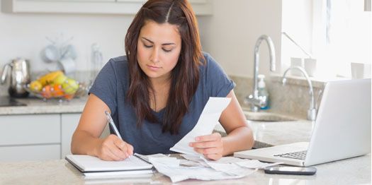study abroad student preparing finances
