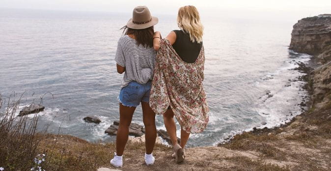 Pros and Cons of Traveling Alone Versus With a Partner