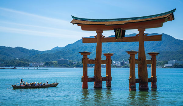 itsukushima-shrine-on-miyajima